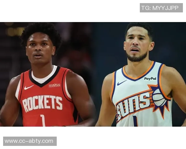 布克首节表现惊艳三分球全中助力球队轻松领先 布克首节表现惊艳三分球全中助力球队轻松领先