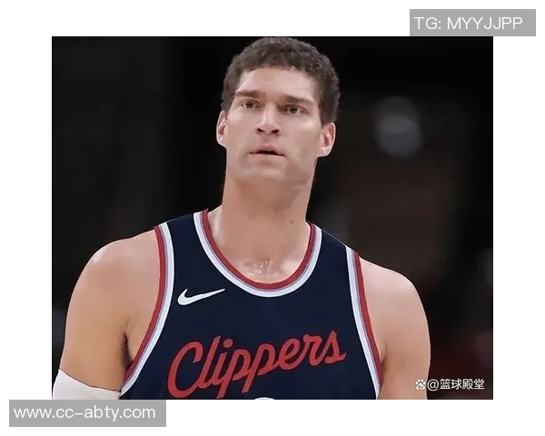 大洛佩斯表现低迷全场仅得1篮板正负值惨淡24令球队失望